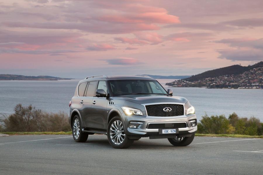  Infiniti QX80 5.6 2015 года  (AU) (фото 26 из 30)